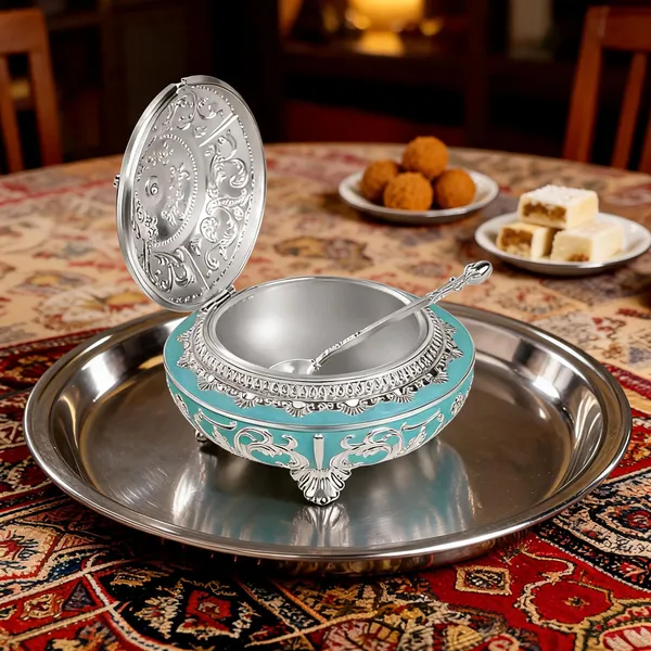 Metal_Traditional_Floral_Covered_Serving_Bowl
