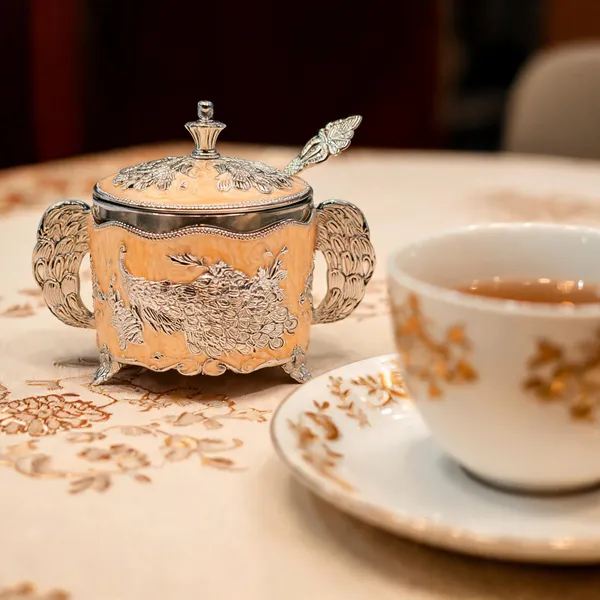 Metal_Ornate_Floral_Pattern_Sugar_Bowl_With_Spoon