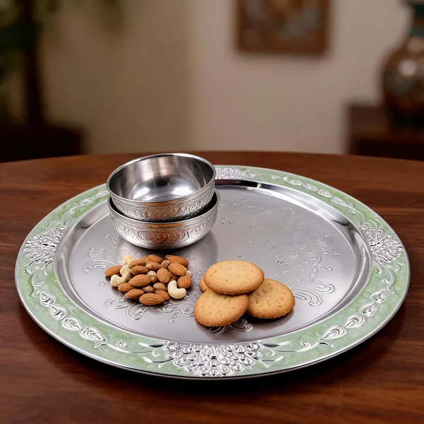 Metal_Traditional_Floral_Embossed_Serving_Tray