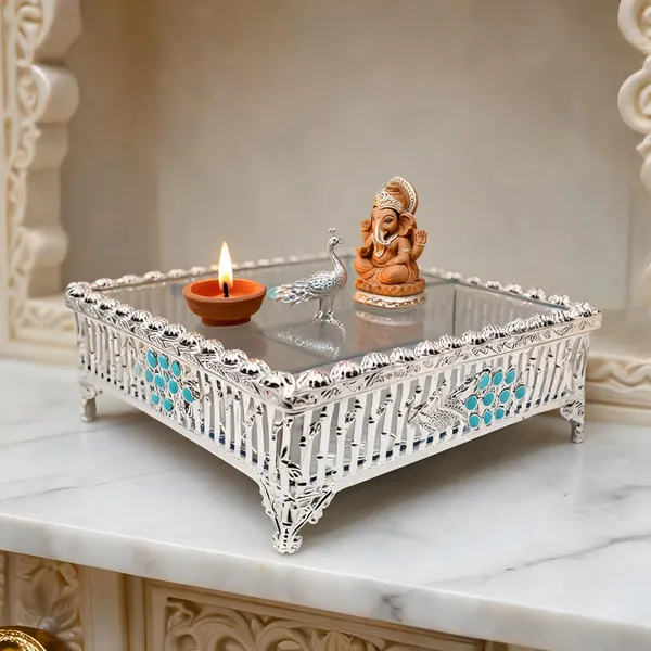 Metal_Traditional_Floral_Pattern_Pooja_Chowki