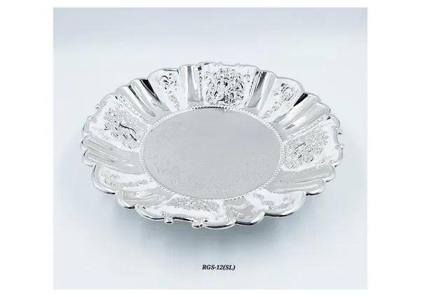 Metal_Ornate_Floral_Pattern_Pedestal_Serving_Bowl