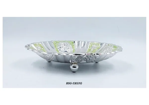 Metal_Traditional_Floral_Embossed_Serving_Platter