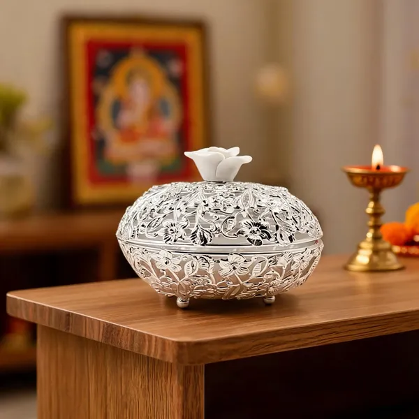 Metal_Ornate_Floral_Embossed_Lidded_Decorative_Bowl_Silver