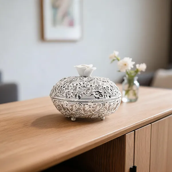 Metal_Ornate_Floral_Embossed_Lidded_Decorative_Bowl_Silver