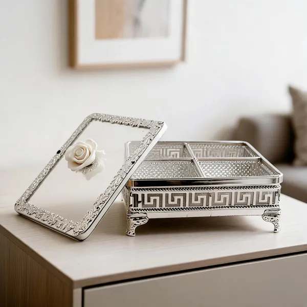 Metal_Ornate_Silver_Storage_Box