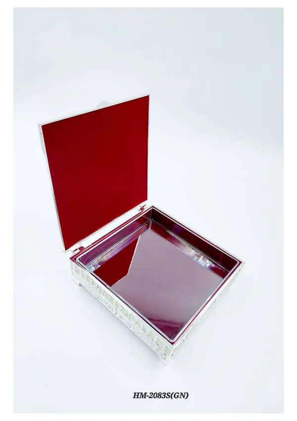 Metal_Traditional_Peacock_Embellished_Storage_Box