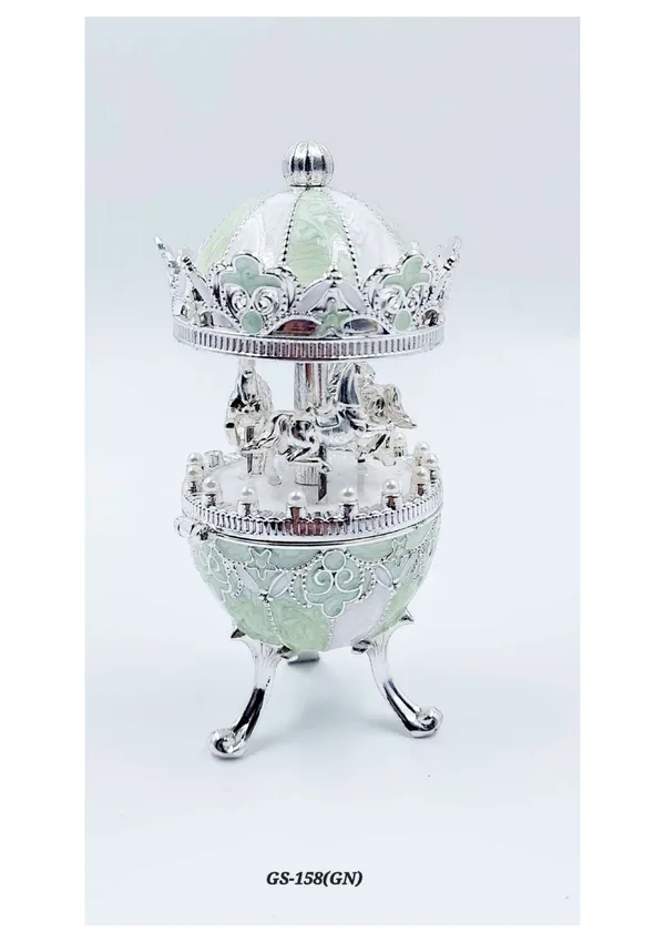 Metal_Ornate_Floral_Pattern_Covered_Decorative_Bowl