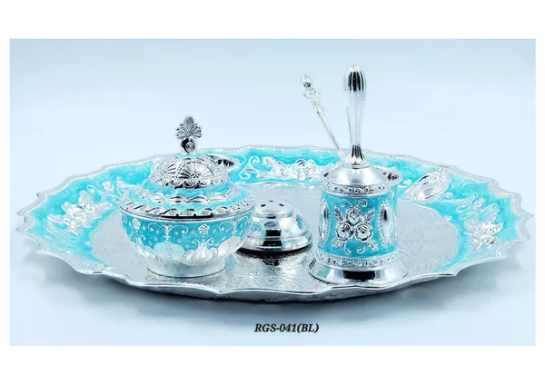 Metal_Traditional_Floral_Pooja_Thali