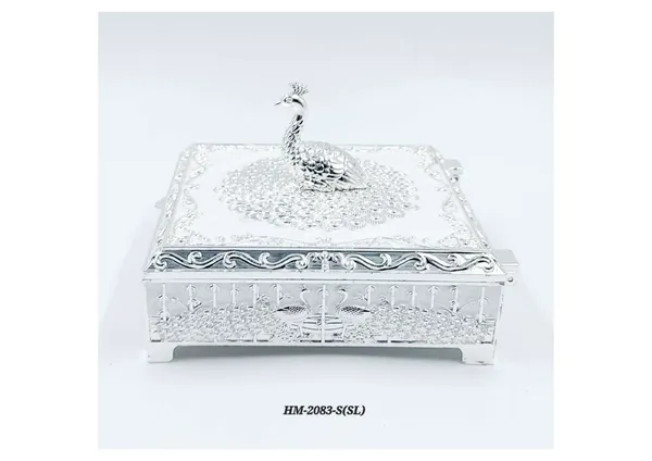 Metal_Ornate_Peacock_Motif_Jewellery_Box
