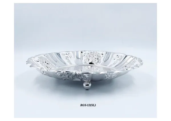 Metal_Ornate_Floral_Pattern_Pedestal_Serving_Bowl