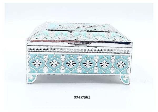 Metal_Ornate_Floral_Pattern_Decorative_Storage_Box