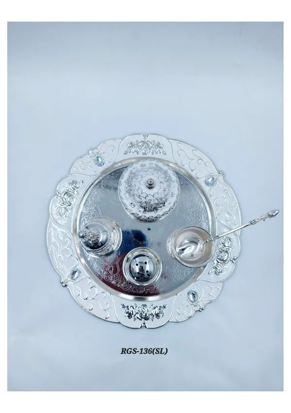 Metal_Traditional_Floral_Pooja_Thali_Set_Silver