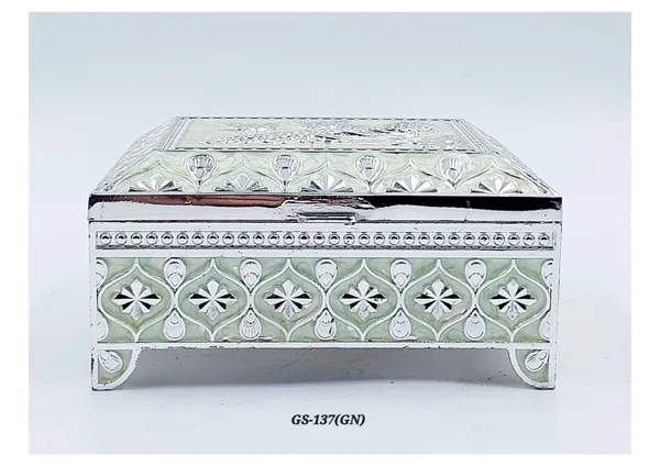 Metal_Traditional_Floral_Pattern_Storage_Box