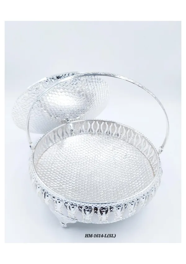Metal_Ornate_Lidded_Serving_Basket