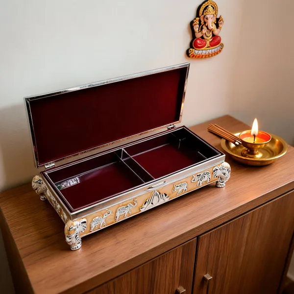 Metal_Decorative_Elephant_Motif_Compartment_Storage_Box