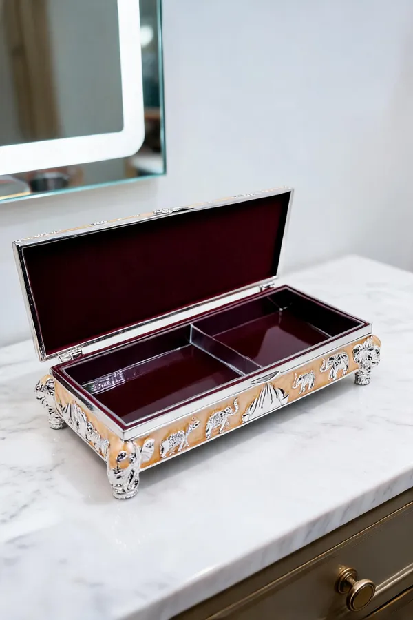 Metal_Decorative_Elephant_Motif_Compartment_Storage_Box