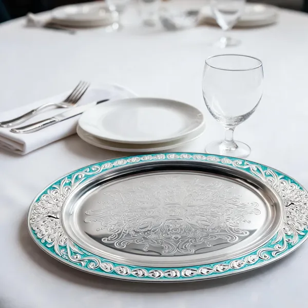 Metal_Decorative_Oval_Pattern_Serving_Tray_Silver