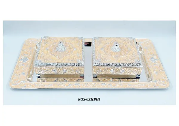 Metal_Floral_Pattern_Decorative_Tray_With_Two_Lidded_Boxes