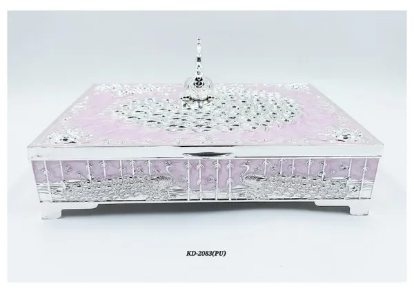 Ivory_Metal_Floral_Embellished_Compartment_Storage_Box