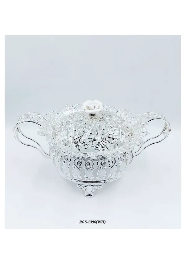 Metal_Ornate_Silver_Covered_Serving_Bowl