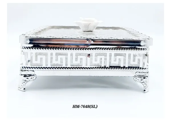 Metal_Ornate_Silver_Storage_Box