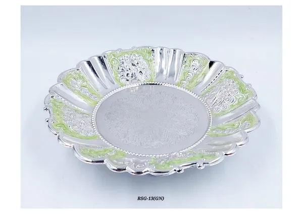Metal_Traditional_Floral_Embossed_Serving_Platter