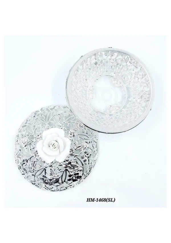 Metal_Ornate_Floral_Embossed_Lidded_Decorative_Bowl_Silver