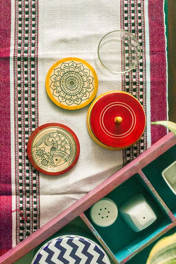 Ethnic_Motifs_Single_Color_Channapatna_Hand-painted_Coasters