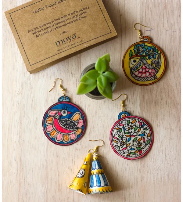Madhubani_Peacock_Leather_Puppet_Ear_Rings