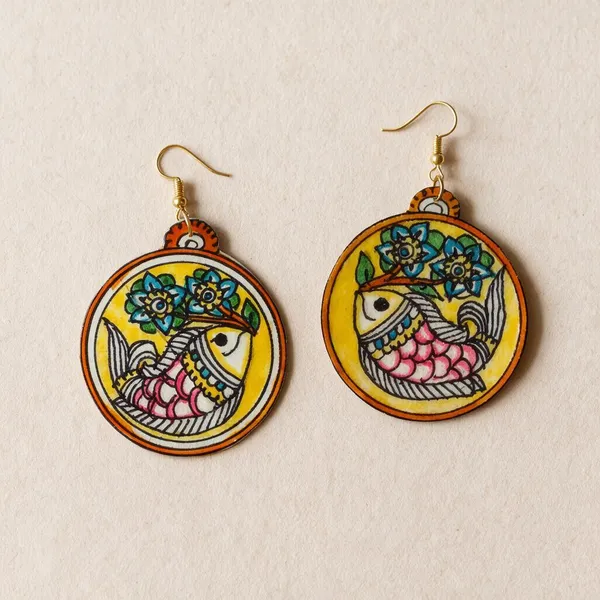 Multicolor_Parchment_Leather_Fish_Motif_Earrings_For_Women