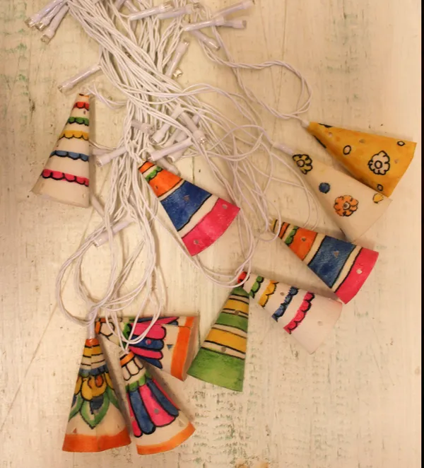 Conical__Ethnic_Tholu_Bommalata_LED_Fairy_Lights_|_30_Cones_|_36_bulbs_|_5_Mtr