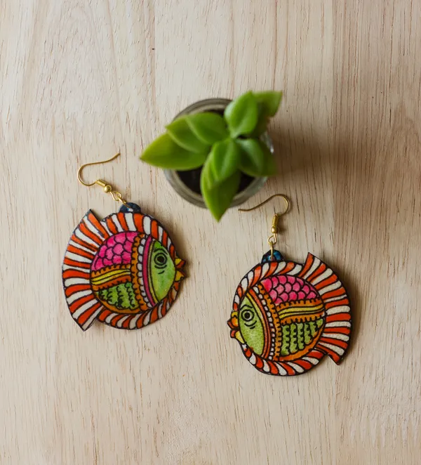 Tholu_Fish_Leather_Puppet_Ear_Rings