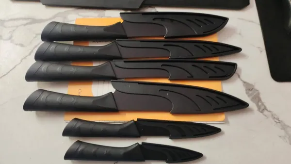 Black_Modern_Kitchen_Knife_Set