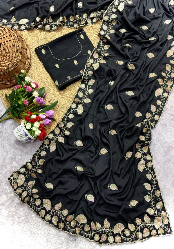 Black_Embroidered_Saree_For_Women