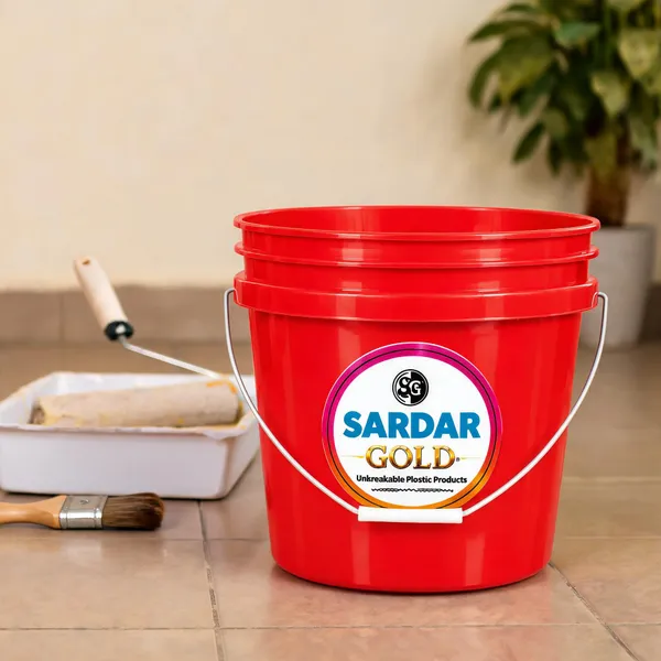 Red_Plastic_Bucket_For_Painting