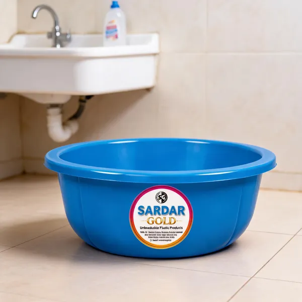 Blue_Plastic_Utility_Tub_For_Painting