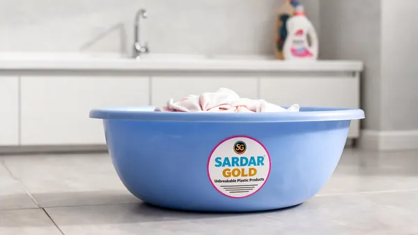 Blue_Plastic_Utility_Tub_For_Household_Use