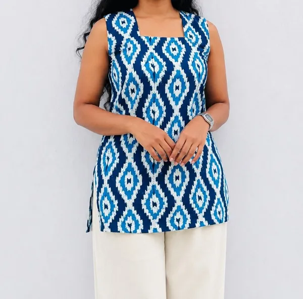 Eliie_Women_Printed_Tunic_Kurta_(Blue)
