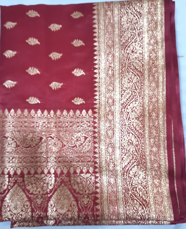 Banarasi_Woven_Soft_Silk_Small_Booti_Saree_With_Copper_Zari_Border_and_Pallu