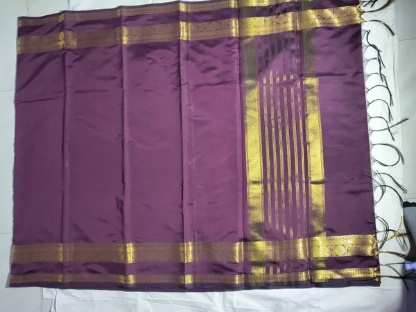 Banarasi_Woven_Magenta_Art_Silk_Saree_For_Women