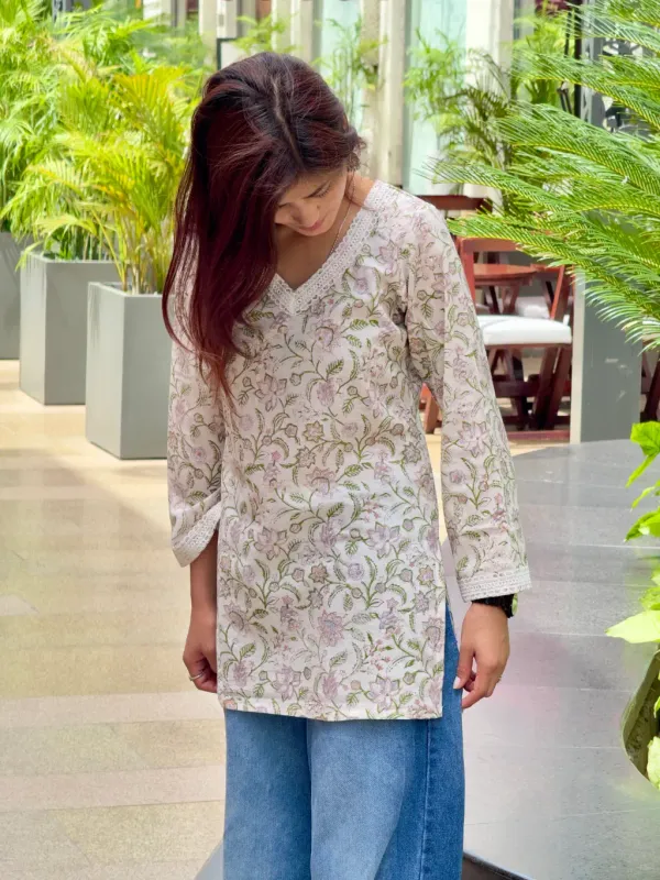 Off_White_Cotton_Hand_Block_Print_Short_Kurta_For_Women
