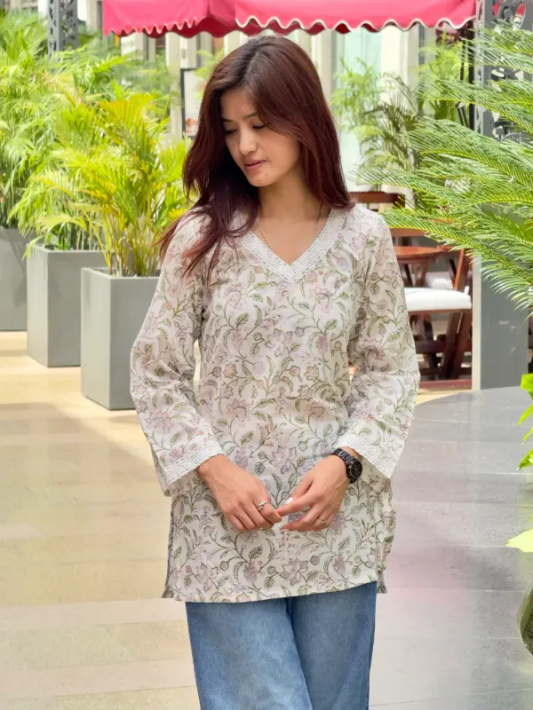 Off_White_Cotton_Hand_Block_Print_Short_Kurta_For_Women