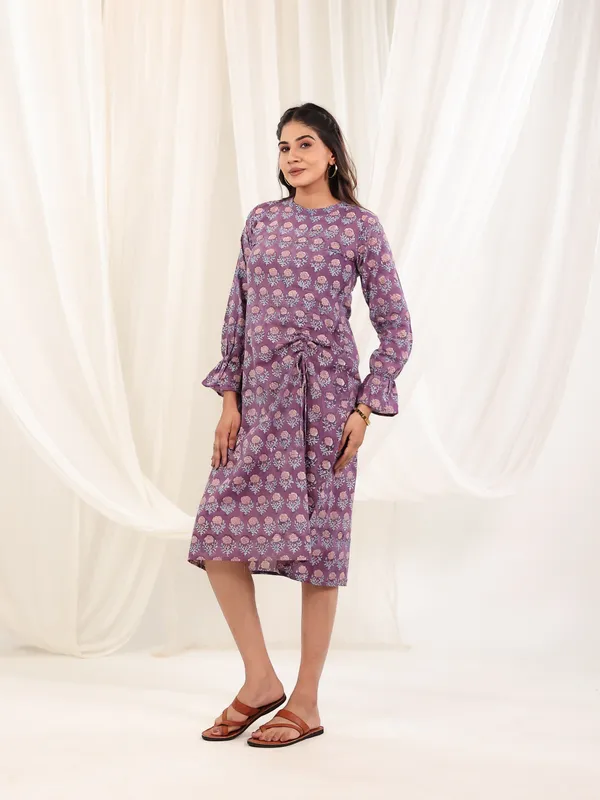 Lavender_Twist_Cotton_Block_Print_Midi_Dress_For_Women
