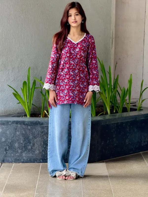 Maroon_Cotton_Hand_Block_Print_Short_Kurta_For_Women