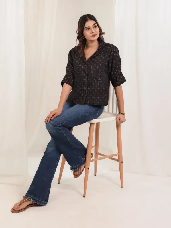 Black_Cotton_Relaxed_Geometric_Print_Shirt_Top_For_Women