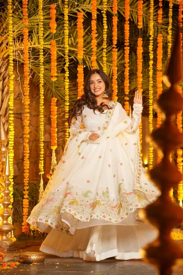 Off_White_Mastani_Floral_Anarkali_Suit_Set_Of_3