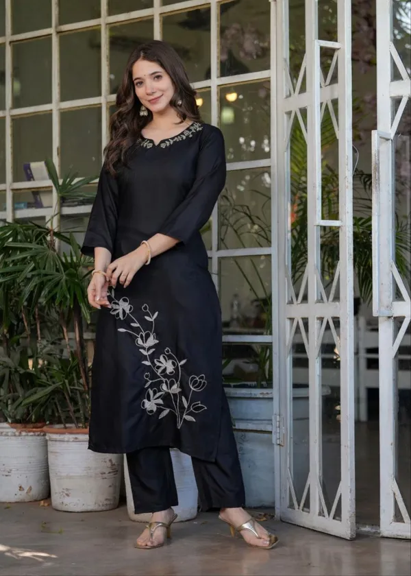 Black_Viscose_Rayon_Kurta_Set