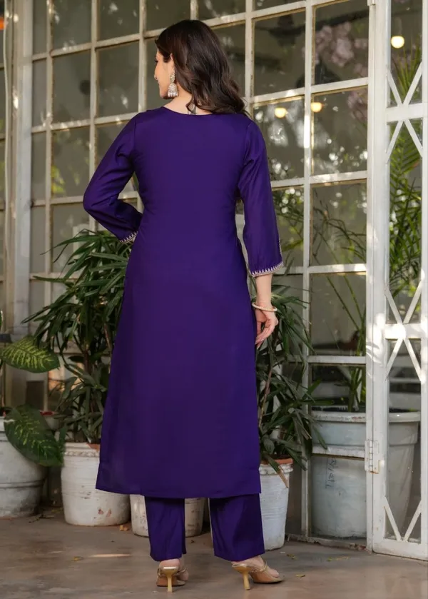 Purple_Embroidered_Sequinned_Chanderi_Silk_Kurta_And_Trousers_With_Dupatta
