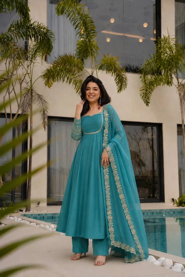 Teal_Blue_Silk_Blend_Embroidered_Anarkali_Set_Stitched