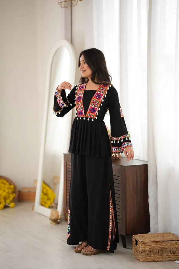 Black_Ethnic_Tunic_And_Palazzo_Set_Detailed_With_Colorful_Kutchi_Mirror-Work_Embroidery_And_Flared_Bell_Sleeves